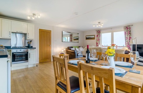 Dursley Ski Chalet | 2 Bed in Coaley (oc-s34729)