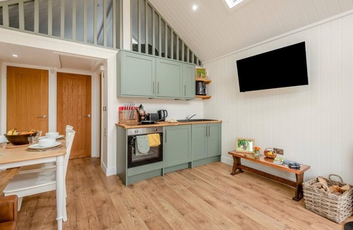 Mouswald Ski Chalet | 2 Bed in Mouswald (oc-b33444)