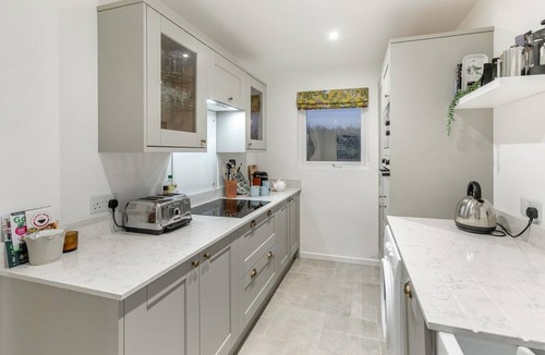 Mylor Cottage | 2 Bed in Mylor Bridge (oc-p34490)
