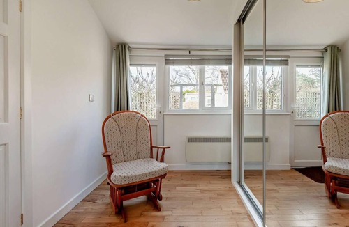 Ringwood Ski Chalet | 2 Bed in Ringwood (oc-94272)