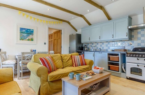 Little Petherick Cottage | 2 Bed in Wadebridge (oc-82681)
