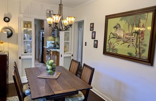 Old Towne House | 🍍2 Bed “PINEAPPLE BUNGALOW” 🌀Steps to Ocean & Main St.🌀 Relax @ the Ocean 🌊🏖️