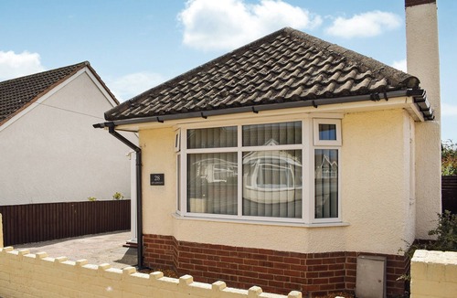 Kinmel Bay Cottage | 2 bedroom accommodation in Kinmel Bay, near Rhyl
