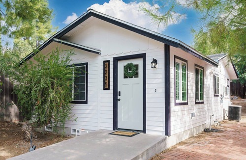 Alpine Cottage | 2-bedroom cottage just 7 minutes from Viejas Casino