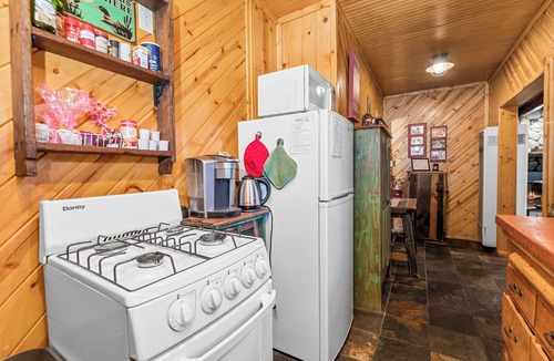 Big Bear Lake Cabin | 2-bedroom dog-friendly cabin, with spa & fireplace, just steps to the Lake!