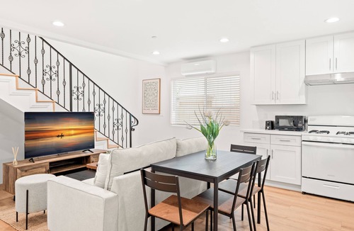Alhambra House | 2 Floor, 3-bedroom house in awesome Alhambra w/AC, WIFI and Garage Parking