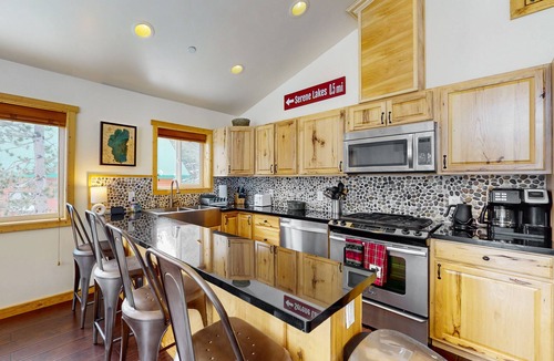 Serene Lakes House | 2-story home with private beach, grill, deck, washer/dryer, & AC