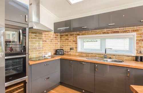 West Looe Cottage | 2 Tree Tops