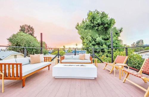 Los Feliz House | 2 Units Oasia Villa w terrace 12 pax