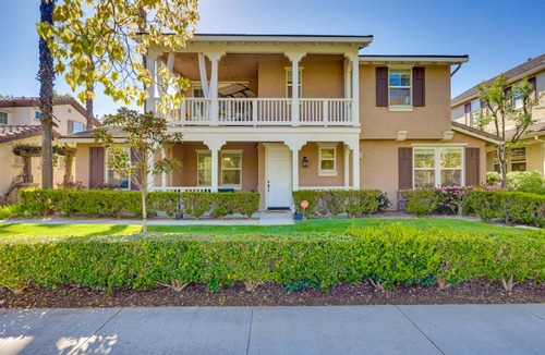 Camarillo House | 202 m² House ∙ 4 bedrooms ∙ 10 guests