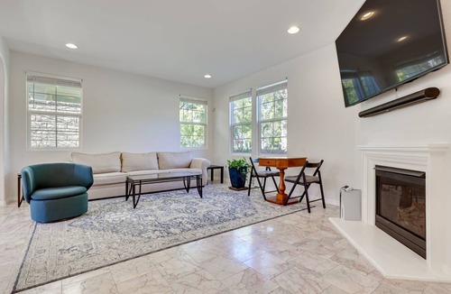 Camarillo House | 202 m² House ∙ 4 bedrooms ∙ 10 guests