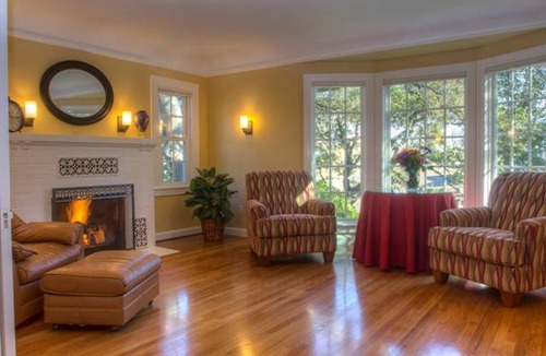 Petaluma House | 204 m² House ∙ 2 bedrooms ∙ 6 guests