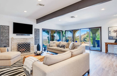 Palm Desert House | 204 m² House ∙ 2 bedrooms ∙ 4 guests