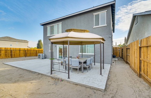Chowchilla House | 207 m² House ∙ 4 bedrooms ∙ 10 guests