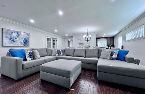 Hermosa Village House | 218 m² House ∙ 5 bedrooms ∙ 13 guests