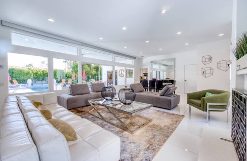 The Movie Colony House | 219 m² House ∙ 4 bedrooms ∙ 8 guests