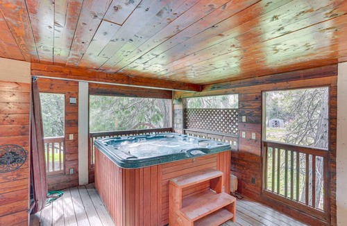 Crestline House | 222 m² House ∙ 4 bedrooms ∙ 12 guests