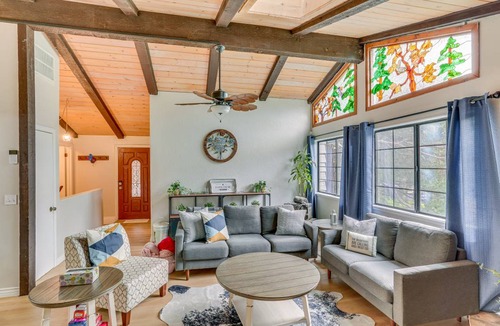 Crestline House | 222 m² House ∙ 4 bedrooms ∙ 12 guests