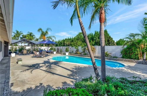 Anaheim Hills House | 223 m² House ∙ 4 bedrooms ∙ 10 guests
