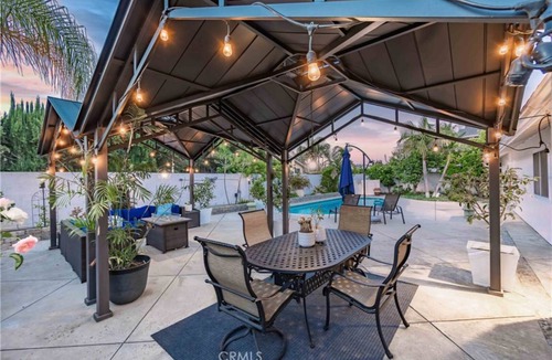 Anaheim Hills House | 223 m² House ∙ 4 bedrooms ∙ 10 guests