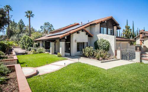 South Redlands Villa | 223 m² Villa ∙ 4 bedrooms ∙ 8 guests