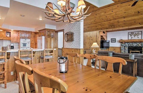 Meeks Bay House | 227 m² House ∙ 4 bedrooms ∙ 8 guests
