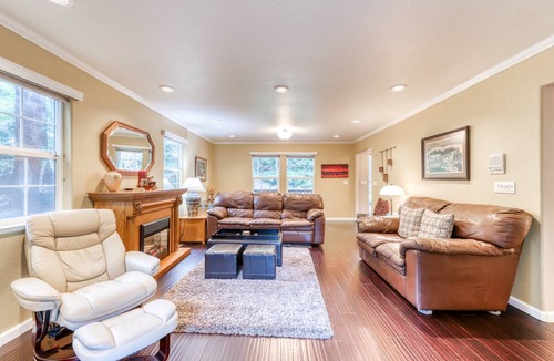 Arcata House | 228 m² House ∙ 3 bedrooms ∙ 7 guests