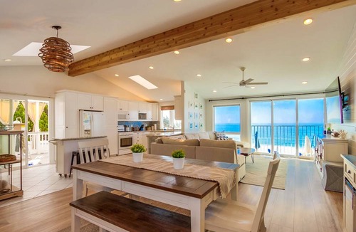 Leucadia Villa | 228 m² Villa ∙ 5 bedrooms ∙ 12 guests