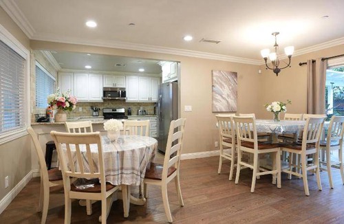 Anaheim Resort House | 232 m² House ∙ 6 bedrooms ∙ 15 guests