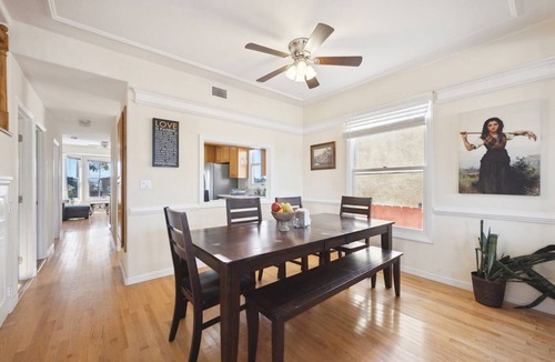 Townsite House | 232 m² House ∙ 3 bedrooms ∙ 8 guests