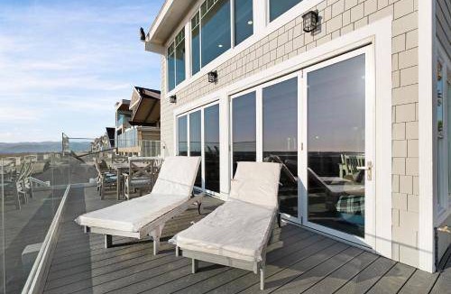 Oxnard Shores House | 232 m² House ∙ 4 bedrooms ∙ 8 guests