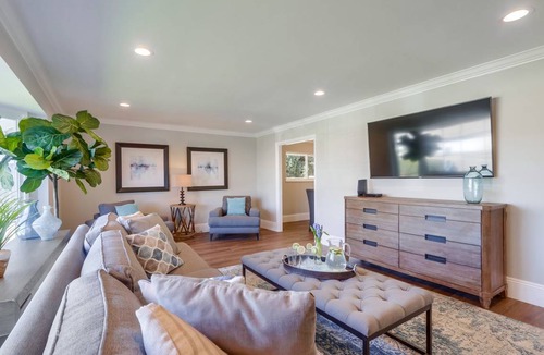 Orange House | 242 m² House ∙ 5 bedrooms ∙ 12 guests