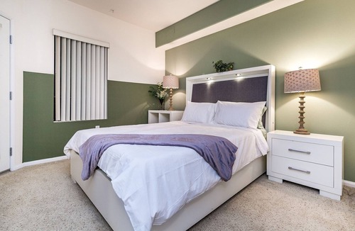 City West Apartment | 242951 Luxury Downtown Suite - LA Live, Staples