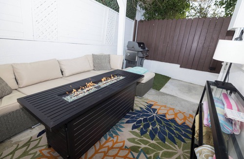 Laguna Beach Cottage | 25% DisCount; Rarely Available, OCean View & Sunsets; Steps to Sand