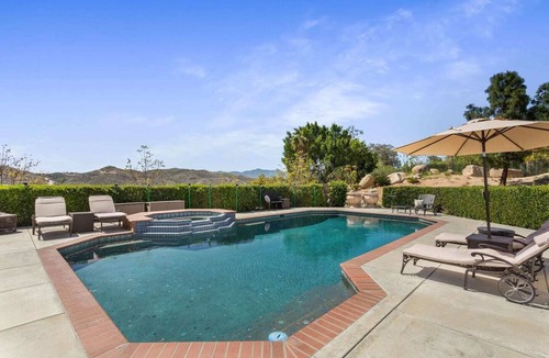 Perris House | 25% Off Oct 2-5, W/Pool & Hot Tub, Great Views!