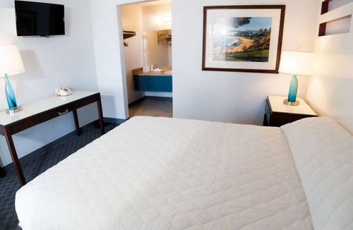 Garden Grove Hotel | 250 m² Motel ∙ 127 guests