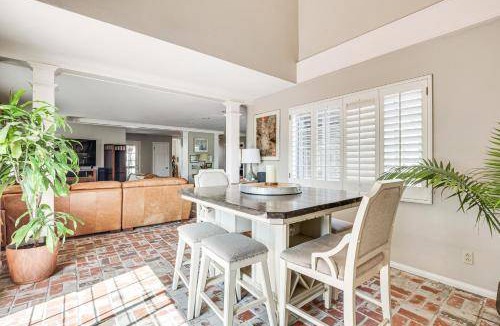 North Ridge House | 269 m² House ∙ 5 bedrooms ∙ 10 guests
