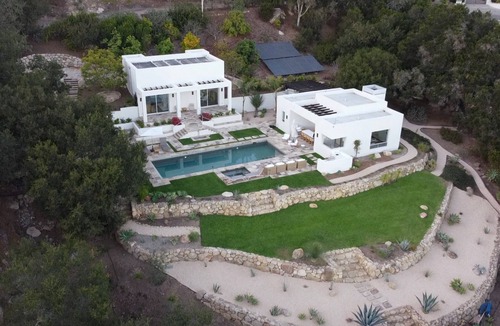 Montecito House | 270-degree Ocean Views, 47’ heated pool, stunning contemporary coastal retreat.