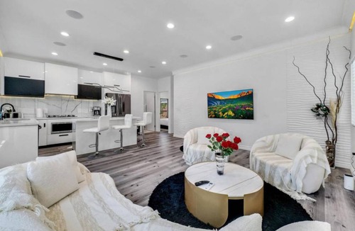 Huntington Beach Villa | 273 m² Villa ∙ 6 bedrooms ∙ 12 guests