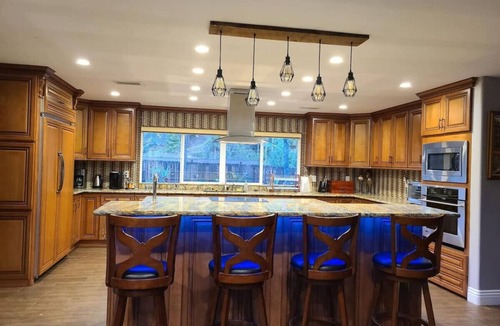 Lake Wohlford House | 276A) Relaxing Pool Getaway!