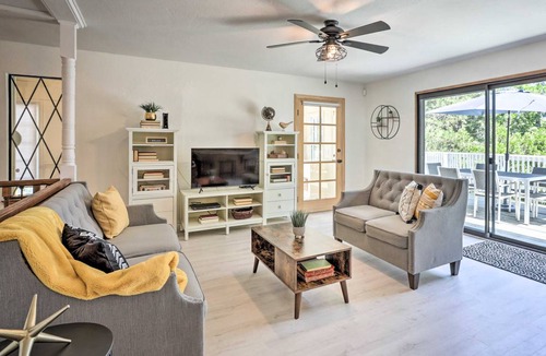Crestline House | 278 m² House ∙ 5 bedrooms ∙ 12 guests