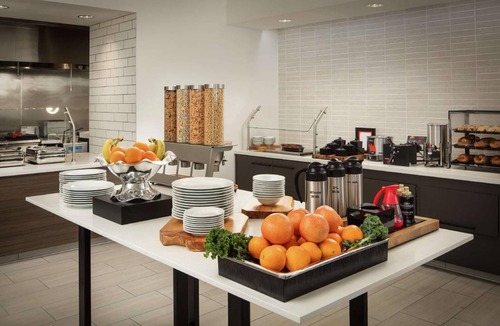 North Natomas Hotel | 28 m² Hotel ∙ 127 guests