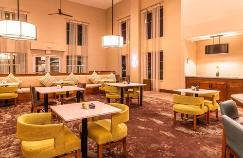 Pleasant Hill Hotel | 28 m² Hotel ∙ 127 guests