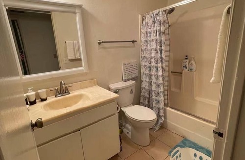 Hacienda Heights Apartment | 2b1b independence enter