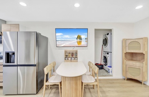 Rosemead House | 2B2B/Free Tesla Charging/Free Parking/Quiet