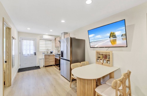 Rosemead House | 2B2B/Free Tesla Charging/Free Parking/Quiet
