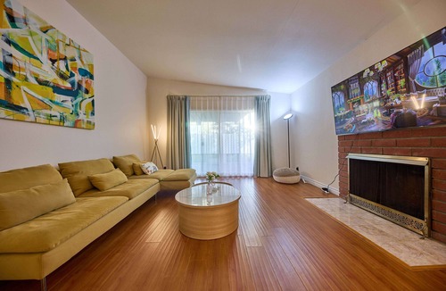 Rowland Heights House | 2bd home in Rowland Heights in quiet neighborhood with spacious backyard