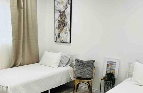 Norwalk House | 2Bed 1Bath in Central Location 2 LA & OC