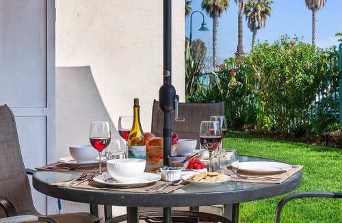 Carpinteria Condo | 2BR Condo right next to the beach and walkable to all the best of Carpinteria!