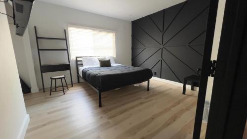 Hollywood Apartment | 2BR Lit and Spacious in the Heart of Hollywood